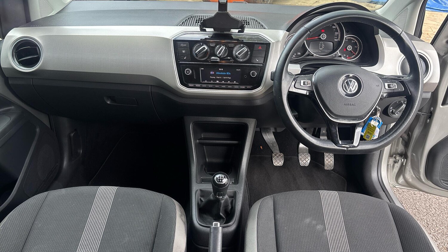 Used Volkswagen up! 2020 for sale - 76772798: Photo 6