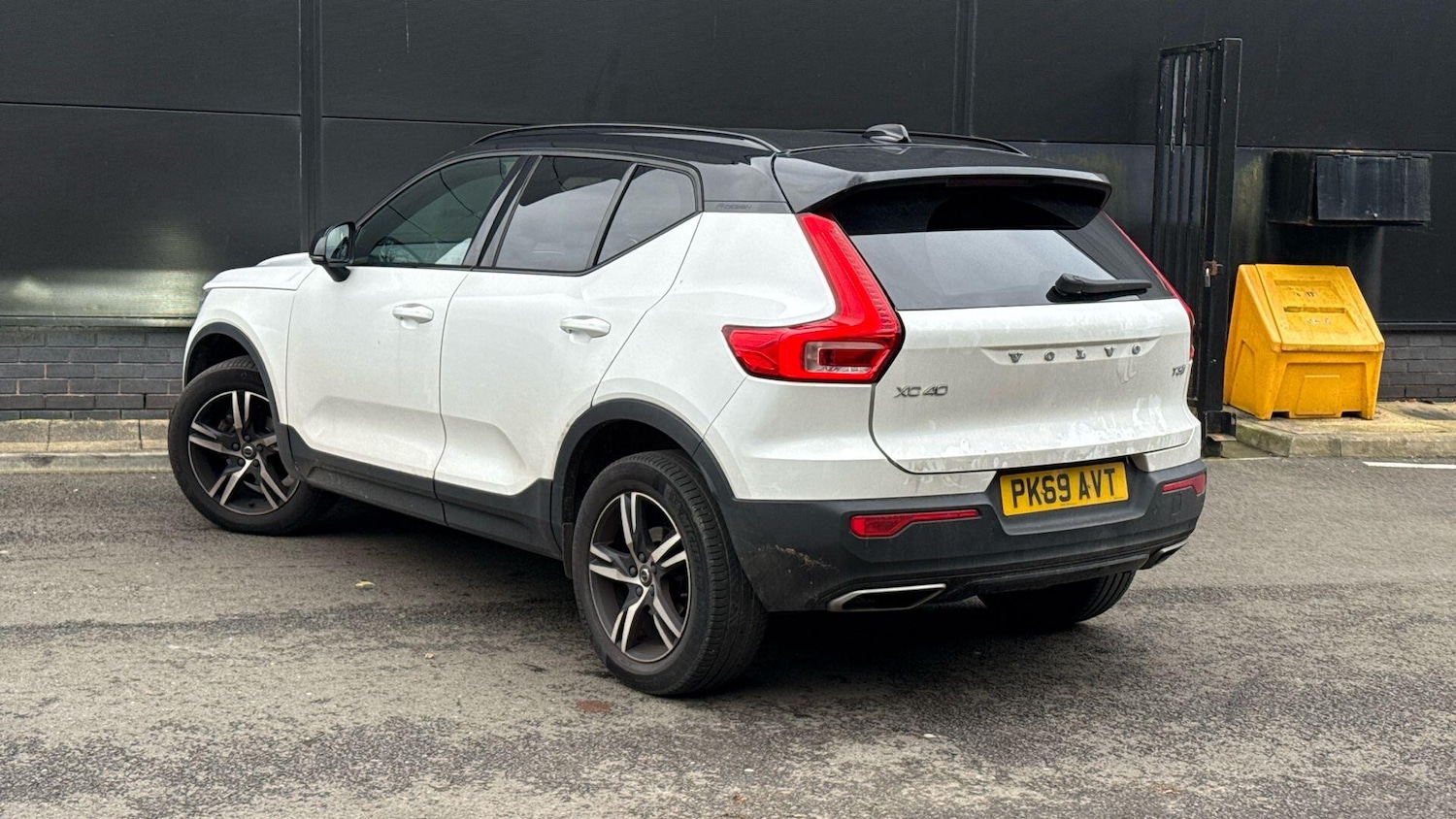 Used Volvo XC40 2020 for sale - 77016711: Photo 3