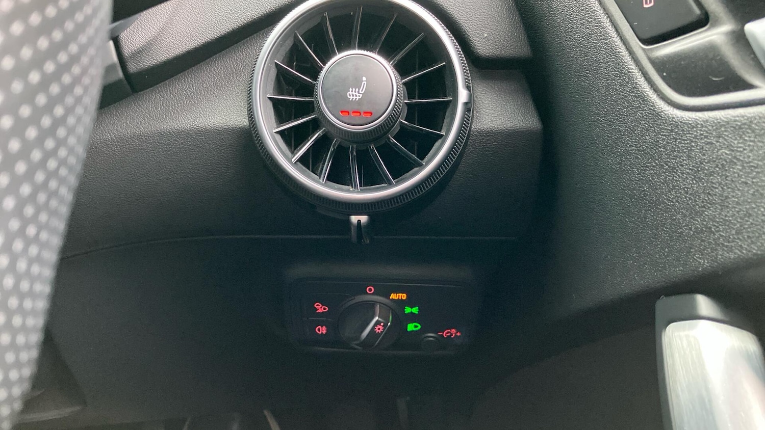 Used Audi TT 2017 for sale - 77425295: Photo 16