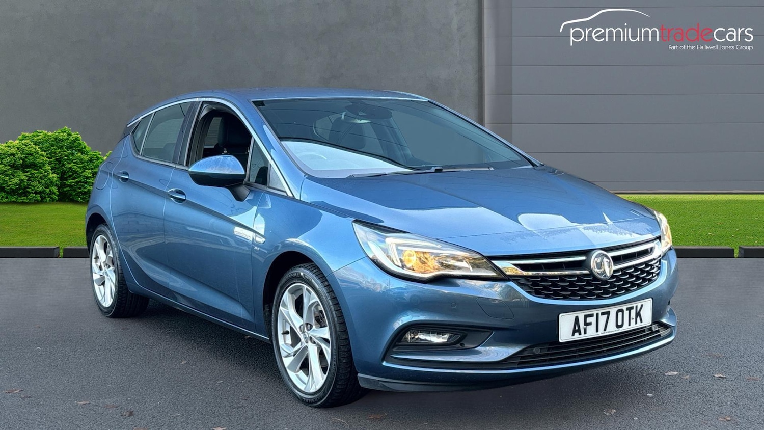 Used Vauxhall Astra 2017 for sale - 76772794: Photo 1