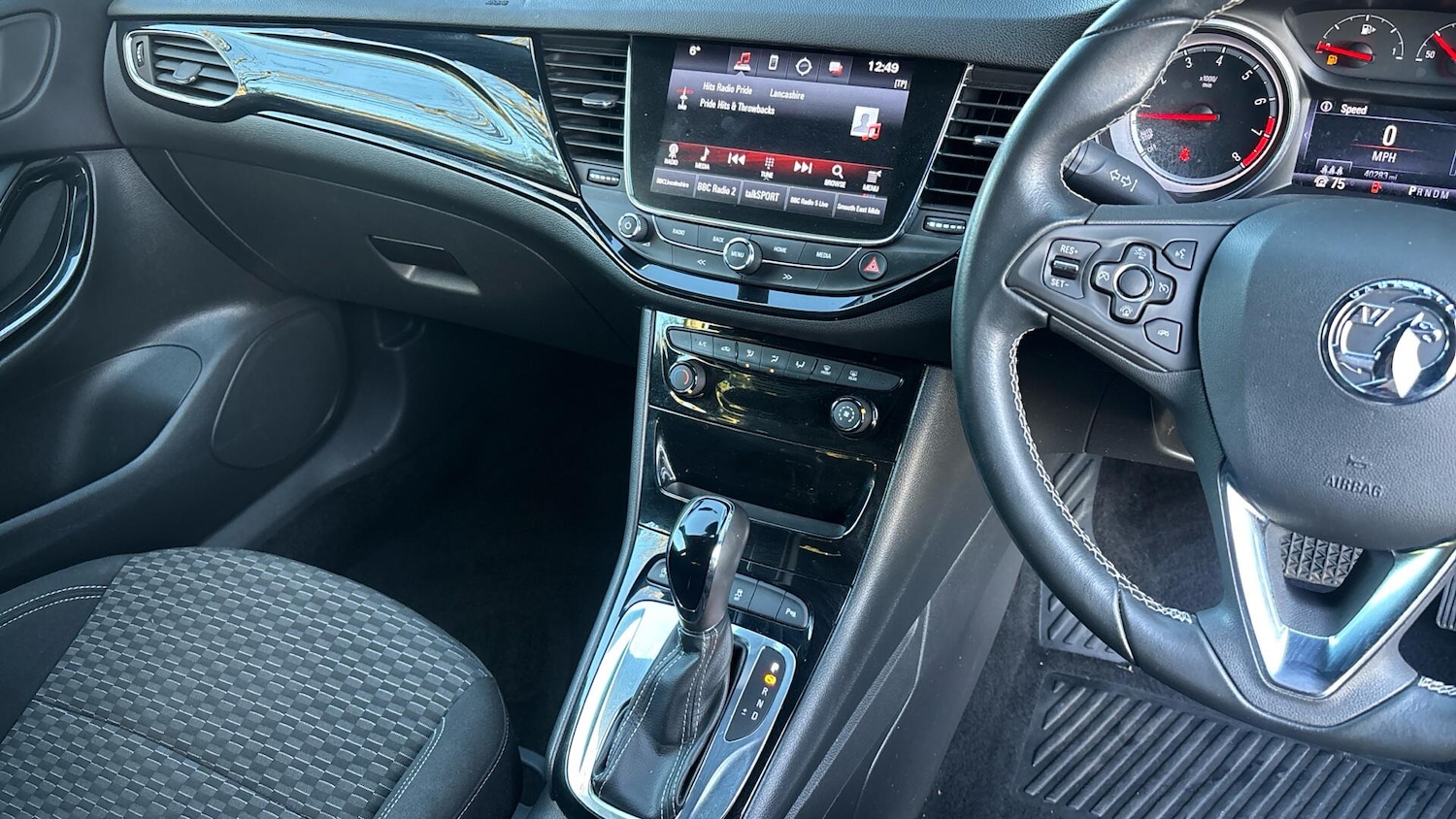 Used Vauxhall Astra 2017 for sale - 76772794: Photo 10