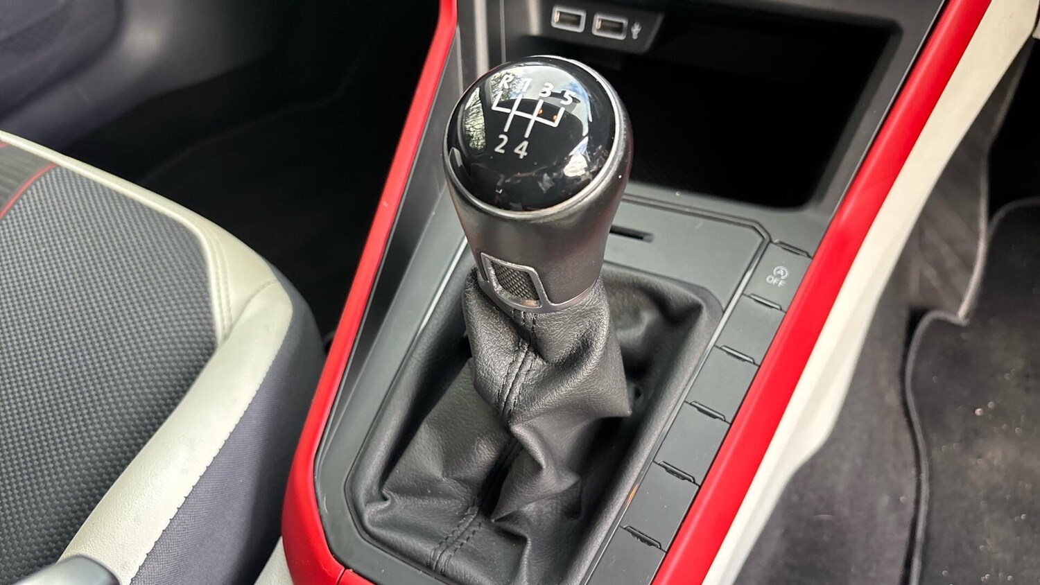 Used Volkswagen Polo 2019 for sale - 76772765: Photo 12