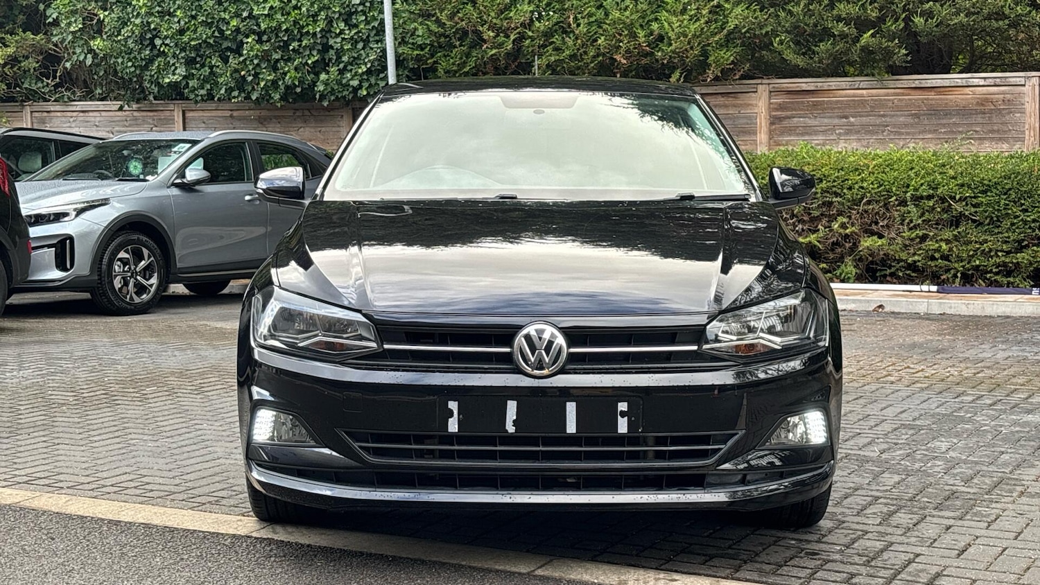 Used Volkswagen Polo 2019 for sale - 76772765: Photo 4