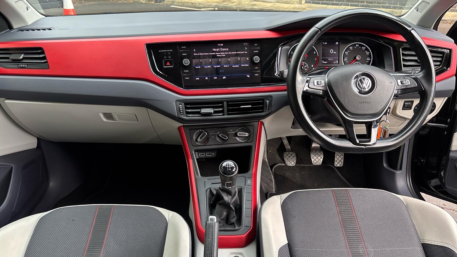 Used Volkswagen Polo 2019 for sale - 76772765: Photo 6