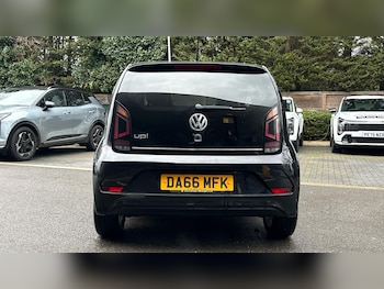 Used Volkswagen up! 2016 for sale - 77091040: Photo
