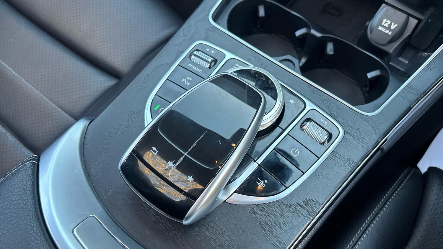 Used Mercedes-Benz C Class 2018 for sale - 76772760: Photo 8