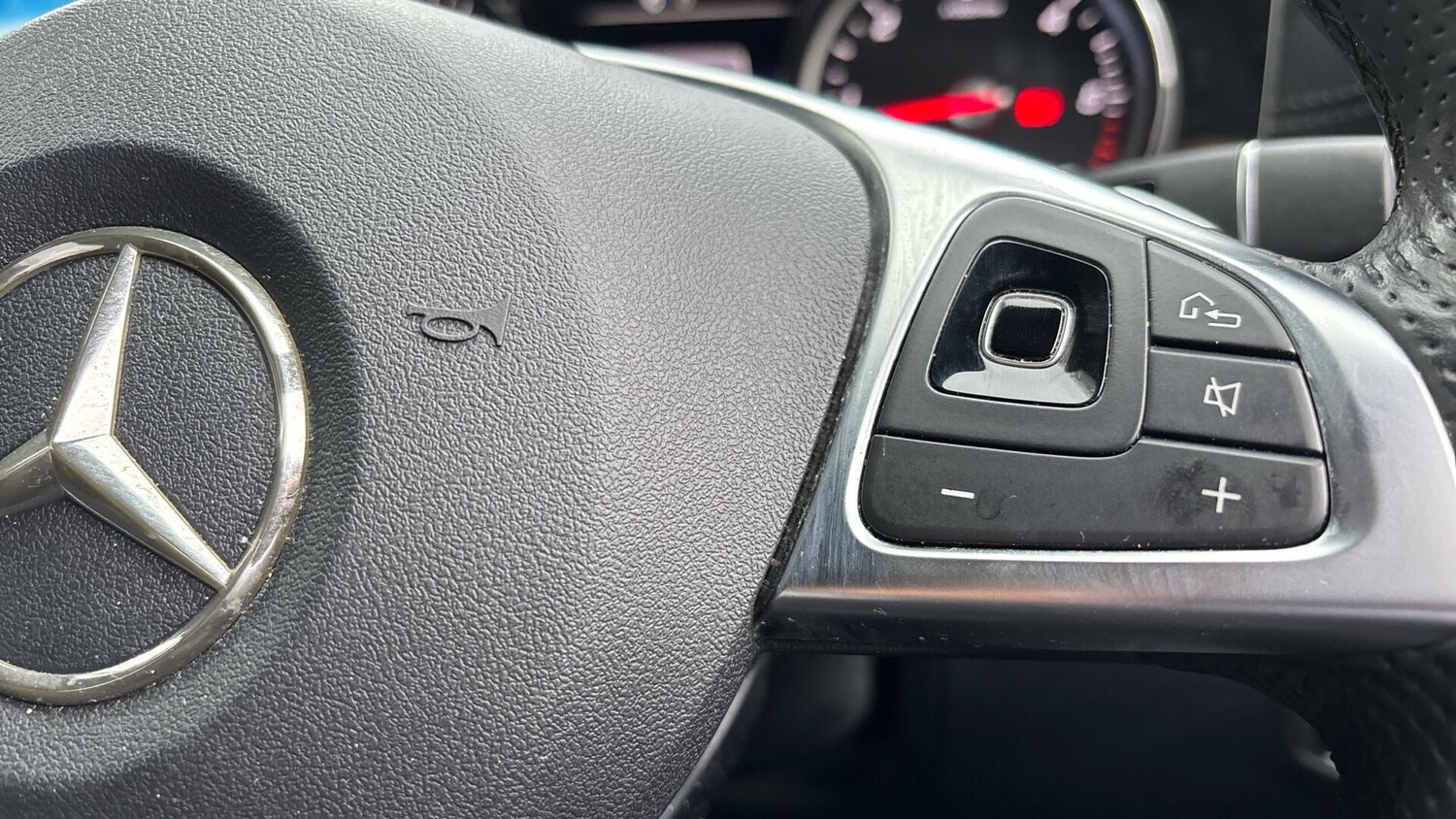 Used Mercedes-Benz E Class 2017 for sale - 76772809: Photo 14