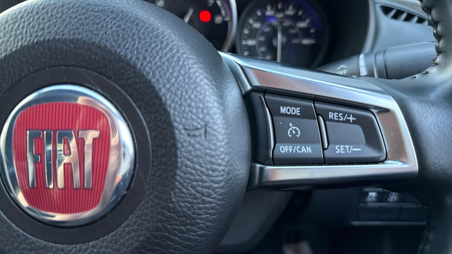 Used Fiat 124 Spider 2018 for sale - 76800820: Photo 13