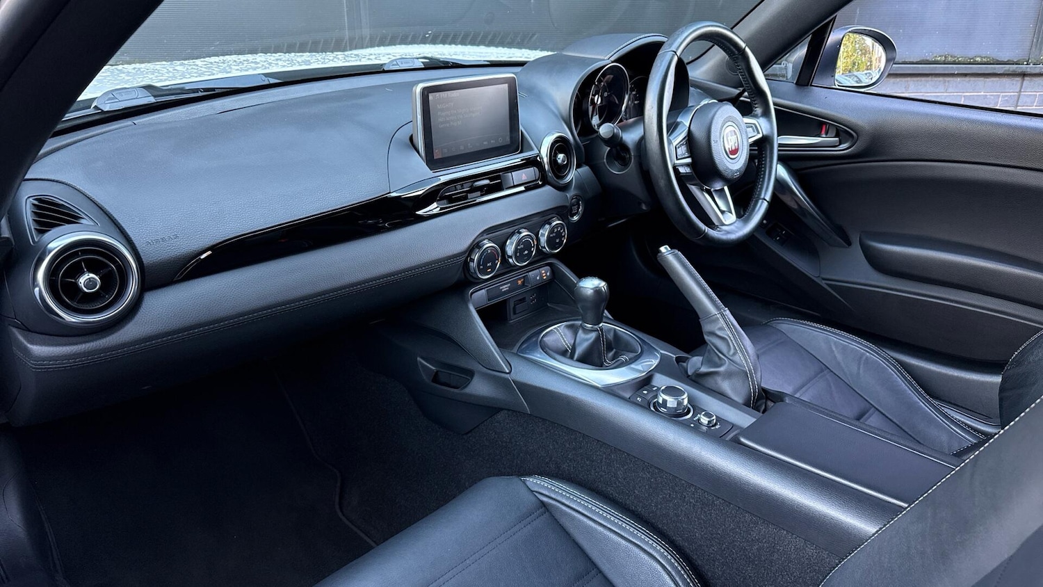 Used Fiat 124 Spider 2018 for sale - 76800820: Photo 8