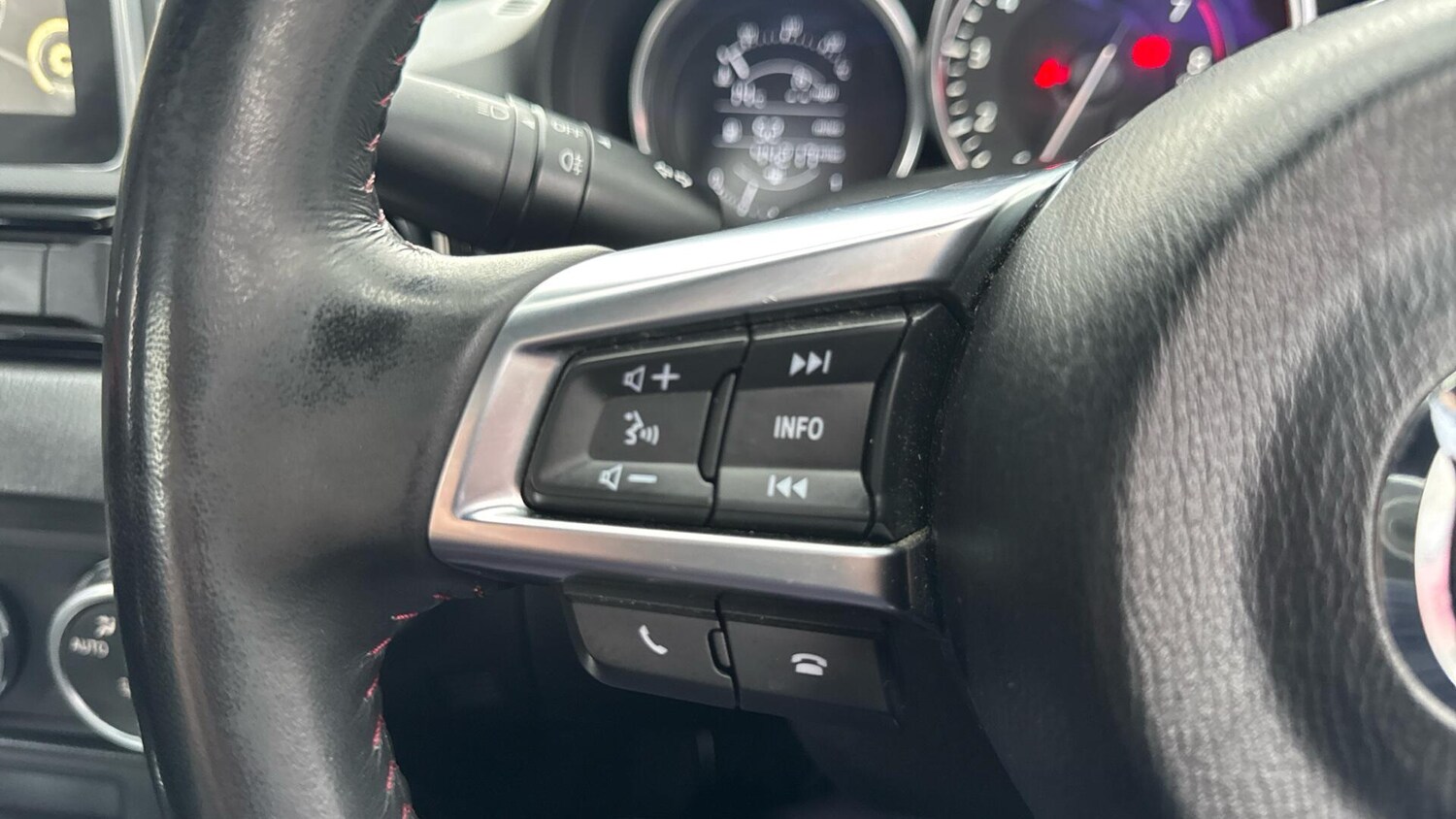 Used Mazda MX-5 2015 for sale - 78157753: Photo 11