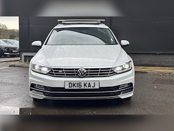 Used Volkswagen Passat 2016 for sale - 76772793: Photo