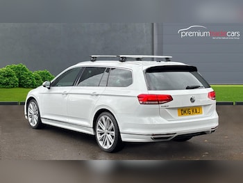 Used Volkswagen Passat 2016 for sale - 76772793: Photo