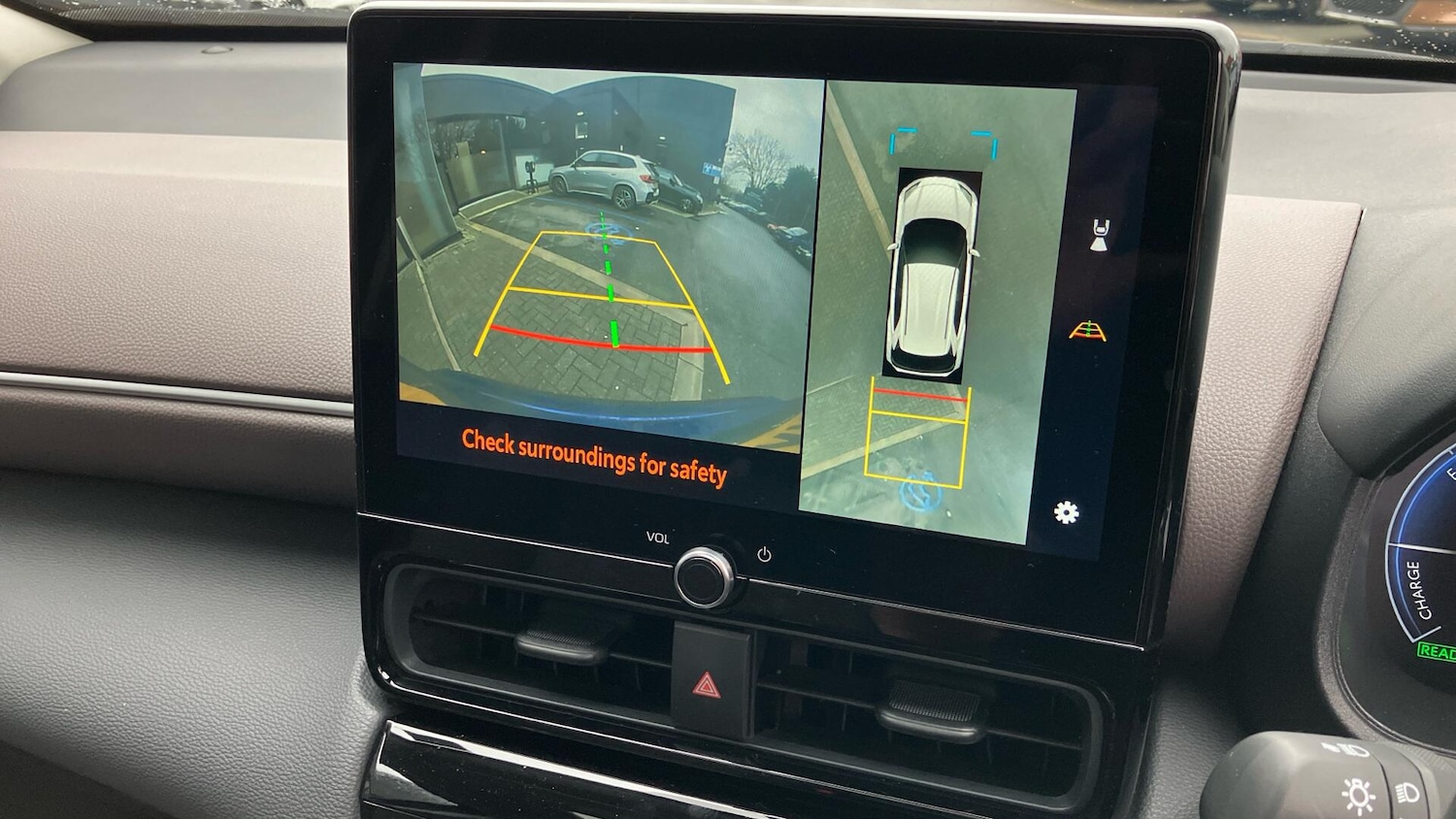 Used Toyota Yaris Cross 2024 for sale - 77412044: Photo 19