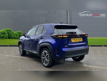 Used Toyota Yaris Cross 2024 for sale - 77412044: Photo