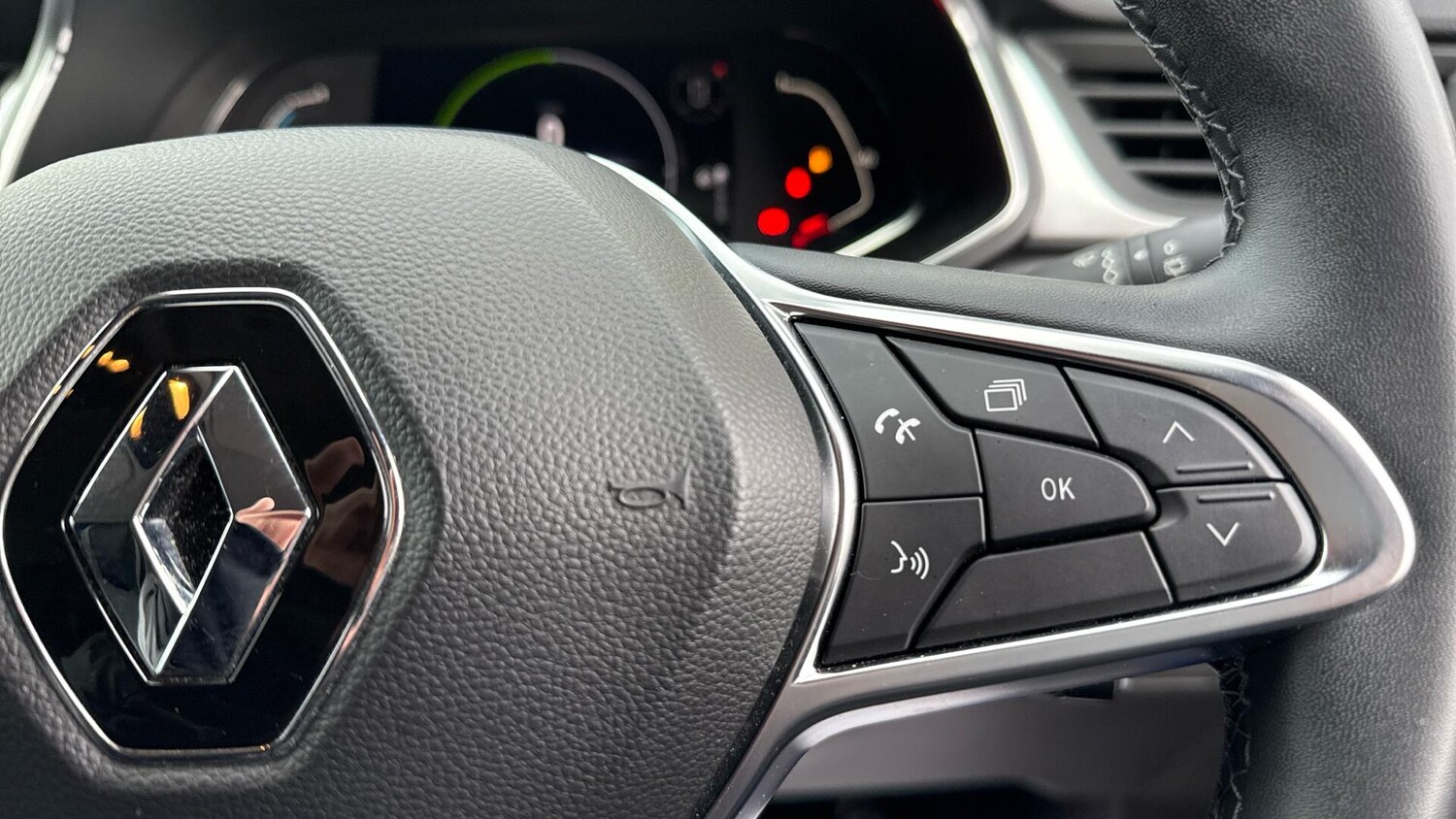 Used Renault Captur 2022 for sale - 76765706: Photo 13