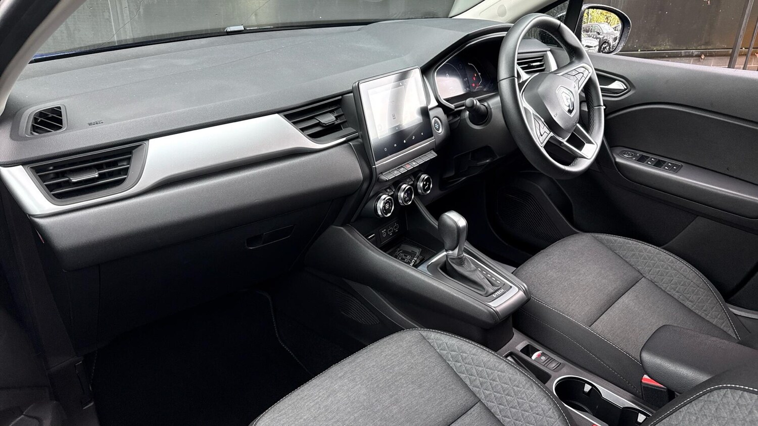 Used Renault Captur 2022 for sale - 76765706: Photo 7