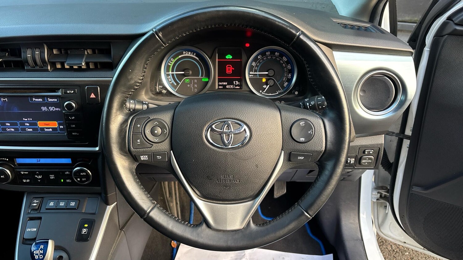 Used Toyota Auris 2013 for sale - 76772800: Photo 18
