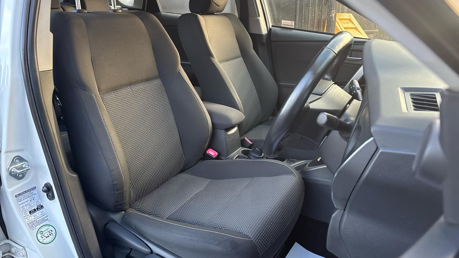 Used Toyota Auris 2013 for sale - 76772800: Photo 9