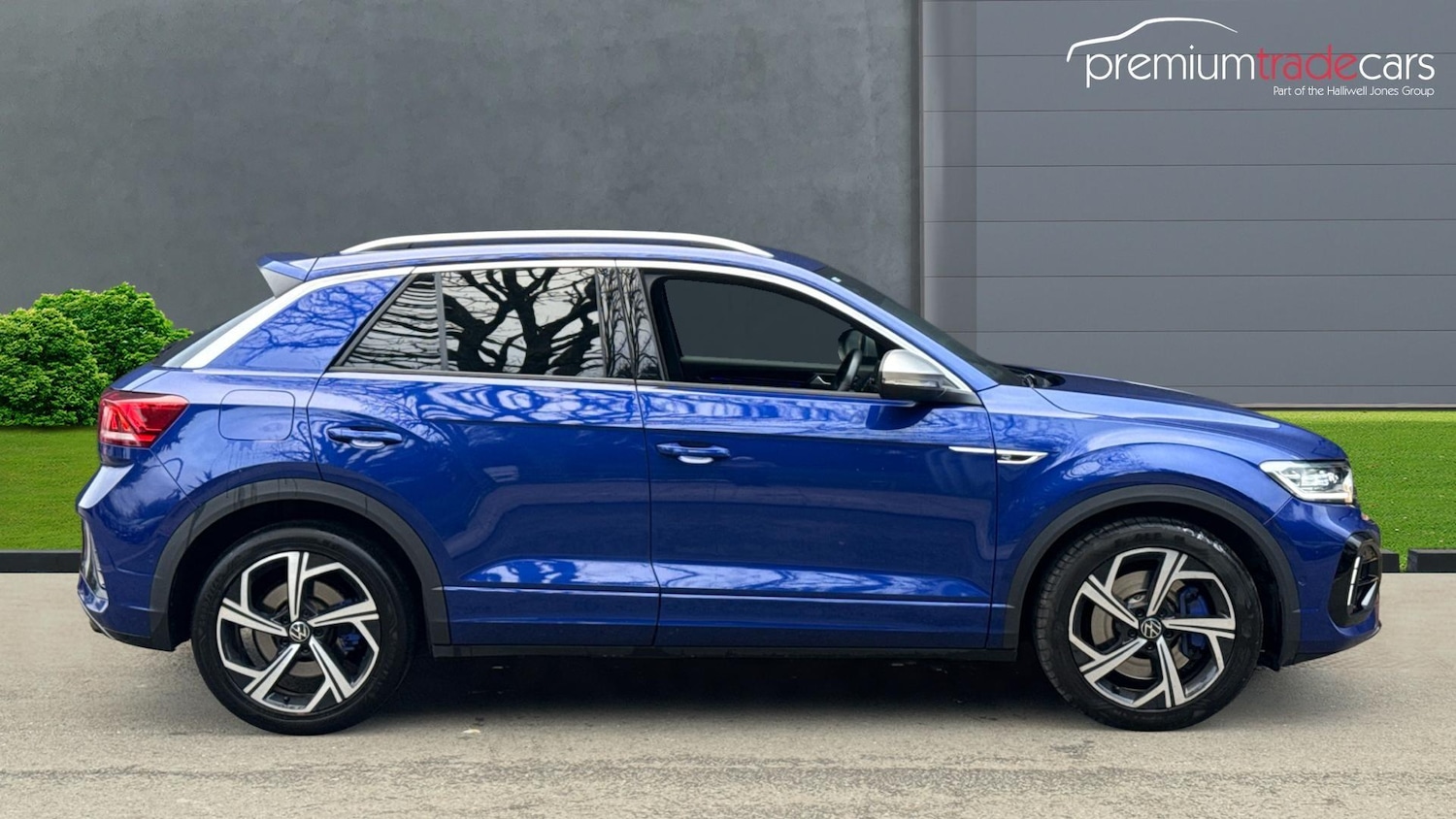 Used Volkswagen T-Roc 2022 for sale - 77016137: Photo 2