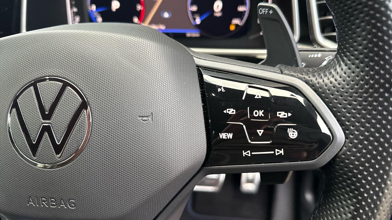 Used Volkswagen T-Roc 2022 for sale - 77016137: Photo 26