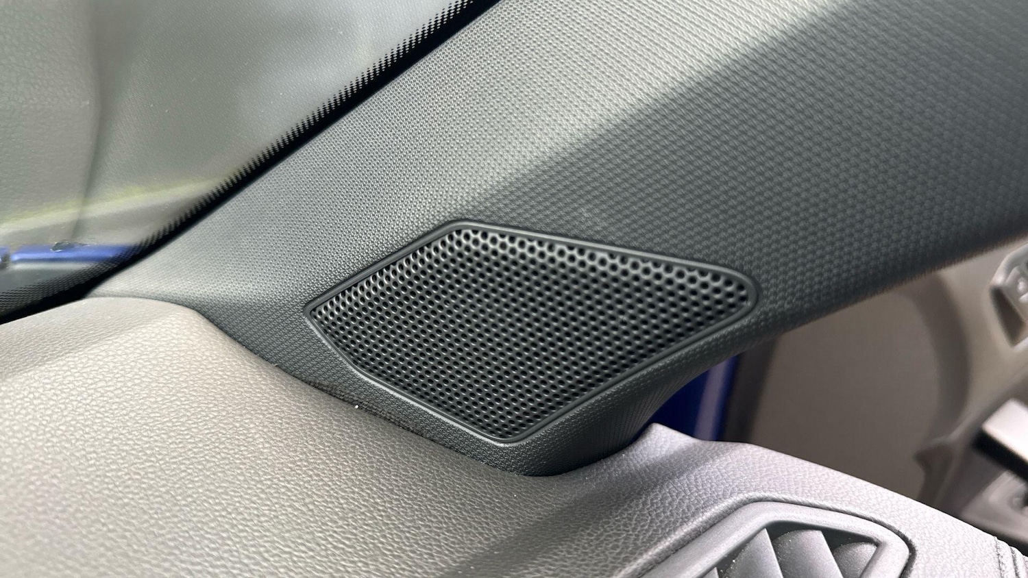 Used Volkswagen T-Roc 2022 for sale - 77016137: Photo 27