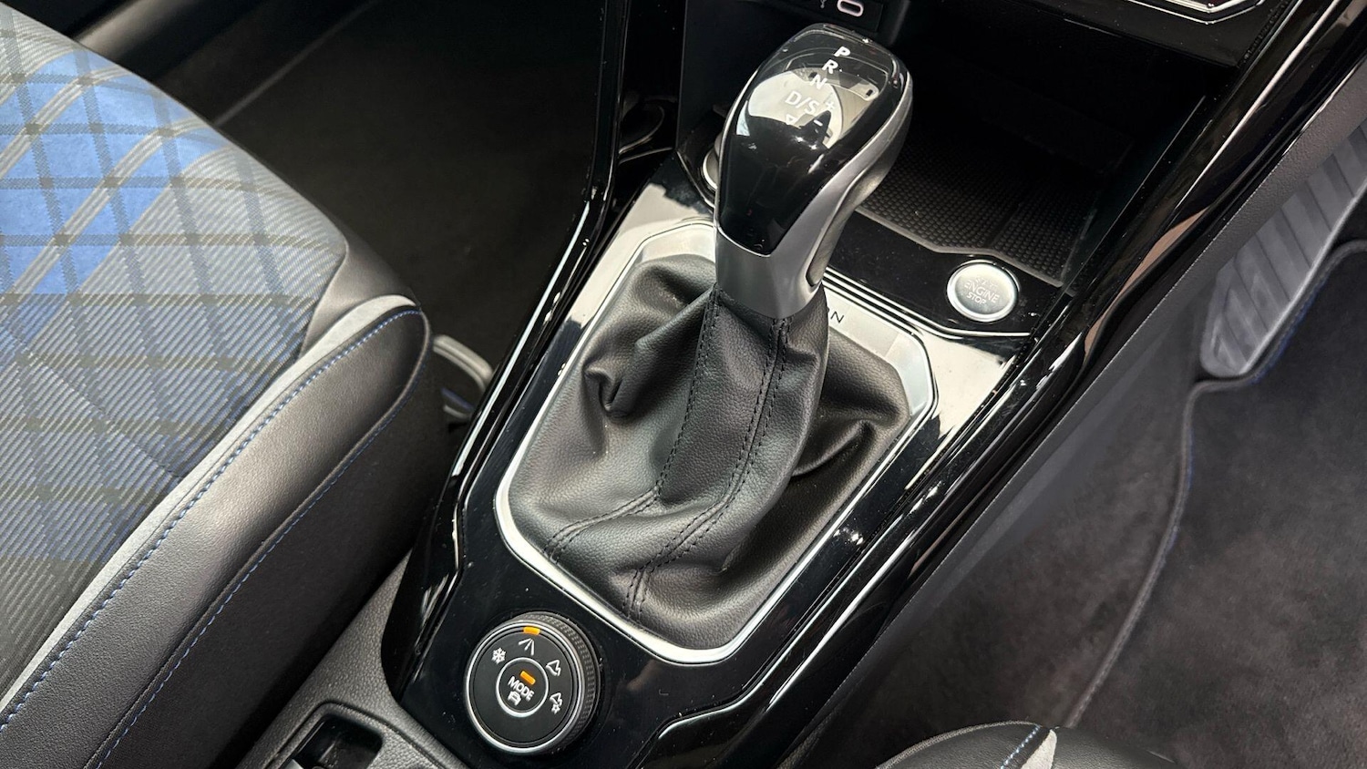 Used Volkswagen T-Roc 2022 for sale - 77016137: Photo 8