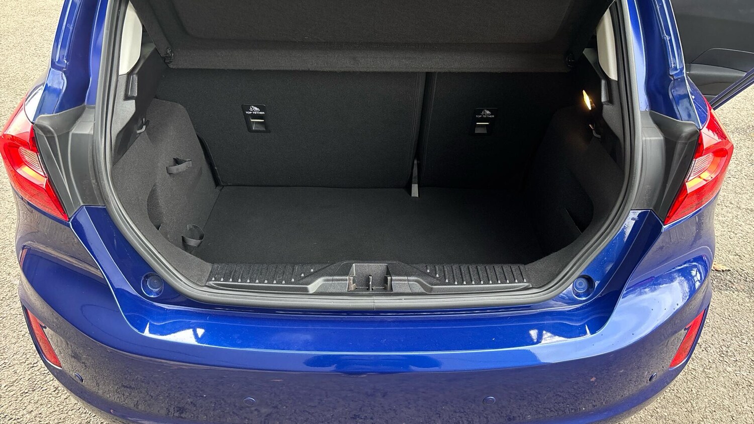 Used Ford Fiesta 2018 for sale - 76772775: Photo 19