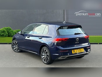 Used Volkswagen Golf 2023 for sale - 76824388: Photo
