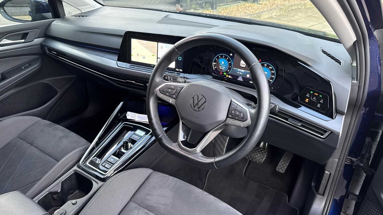 Used Volkswagen Golf 2023 for sale - 76824388: Photo 7