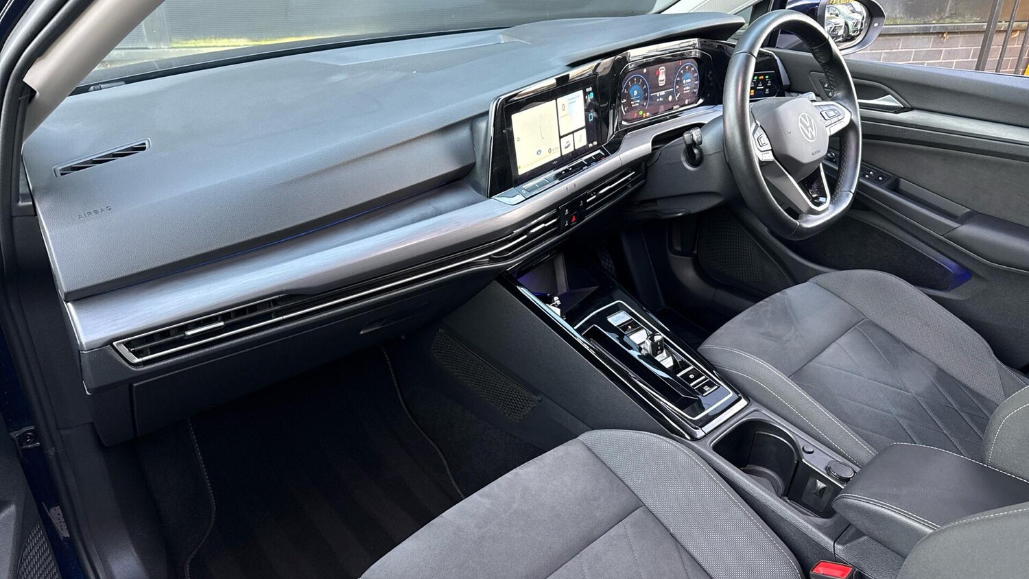 Used Volkswagen Golf 2023 for sale - 76824388: Photo 8