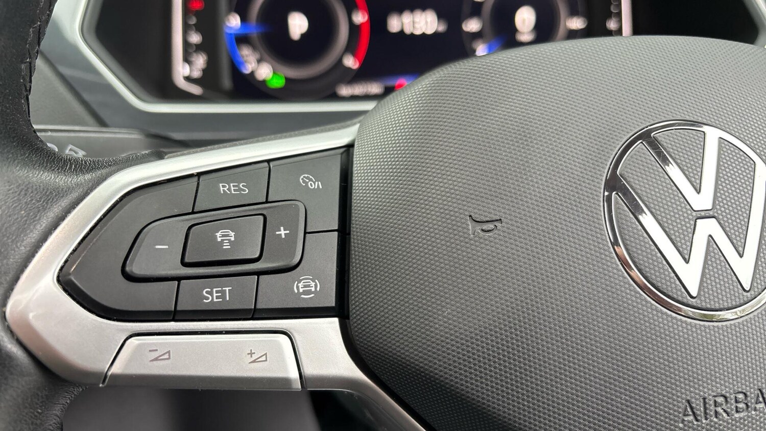 Used Volkswagen Tiguan 2022 for sale - 76772777: Photo 12