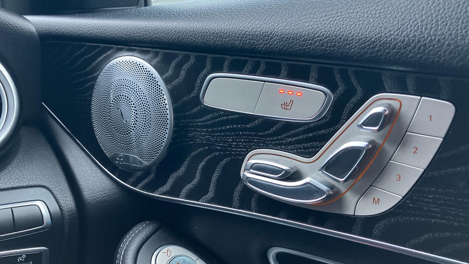 Used Mercedes-Benz GLC 2017 for sale - 77658855: Photo 13