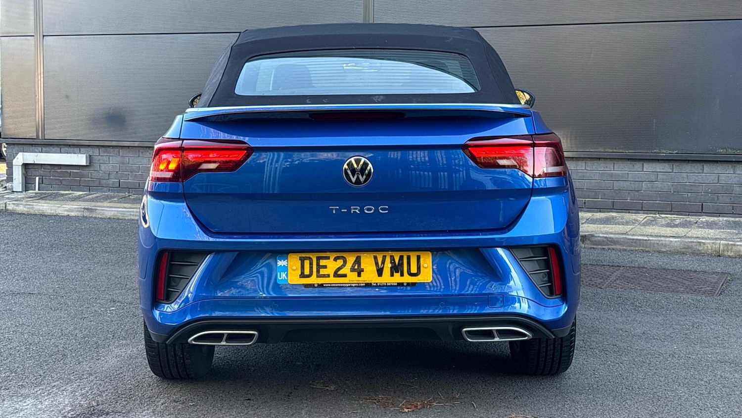 Used Volkswagen T-Roc 2024 for sale - 76772795: Photo 4