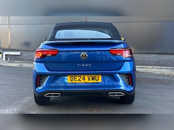 Used Volkswagen T-Roc 2024 for sale - 76772795: Photo