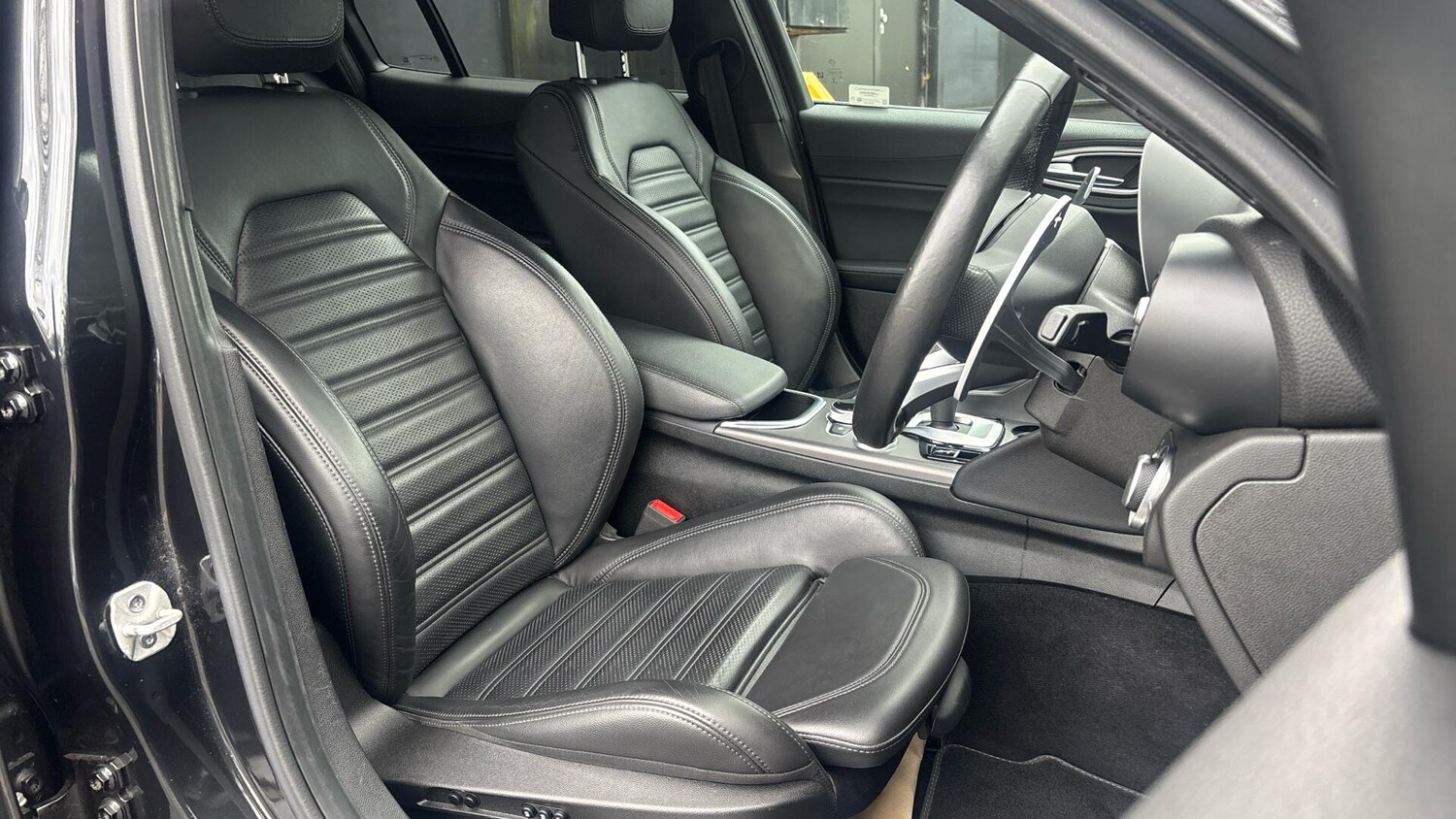 Used Alfa Romeo Giulia 2022 for sale - 76772784: Photo 11