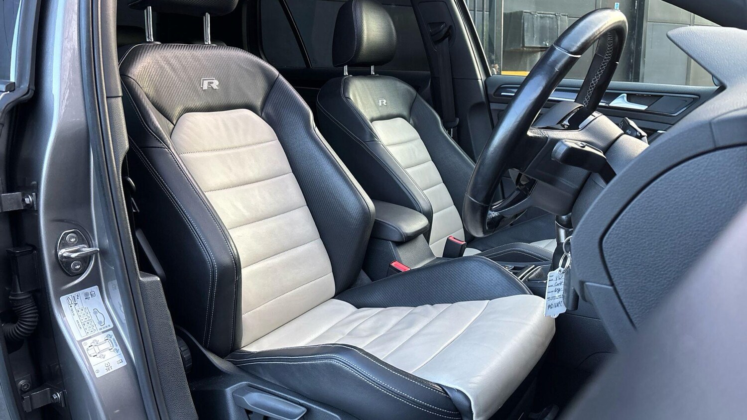 Used Volkswagen Golf 2016 for sale - 76772789: Photo 11