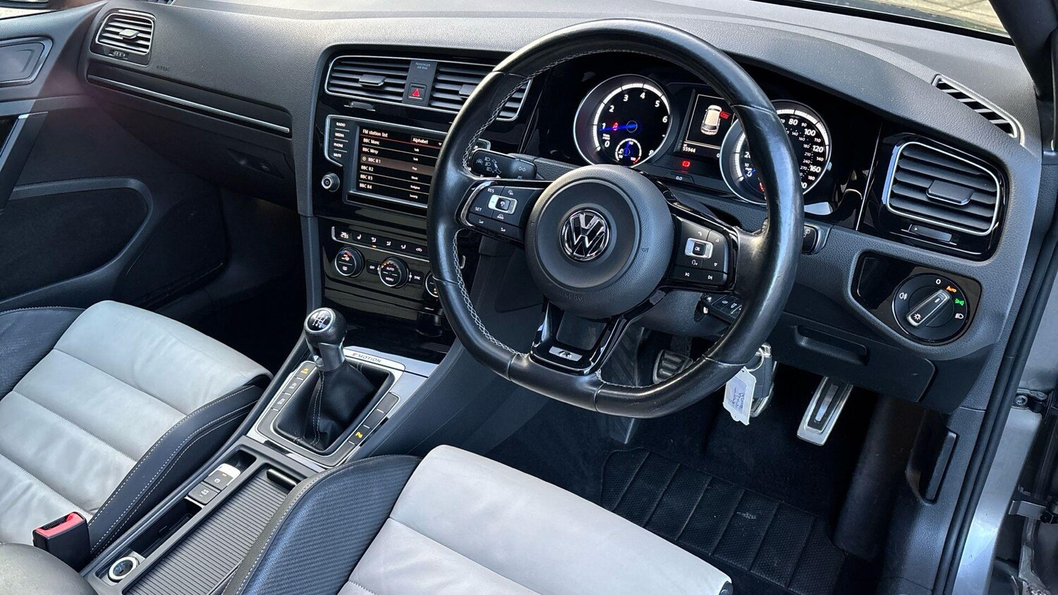 Used Volkswagen Golf 2016 for sale - 76772789: Photo 7