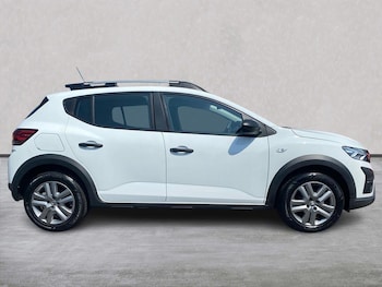 Used Dacia Sandero Stepway 2022 for sale - 78739725: Photo