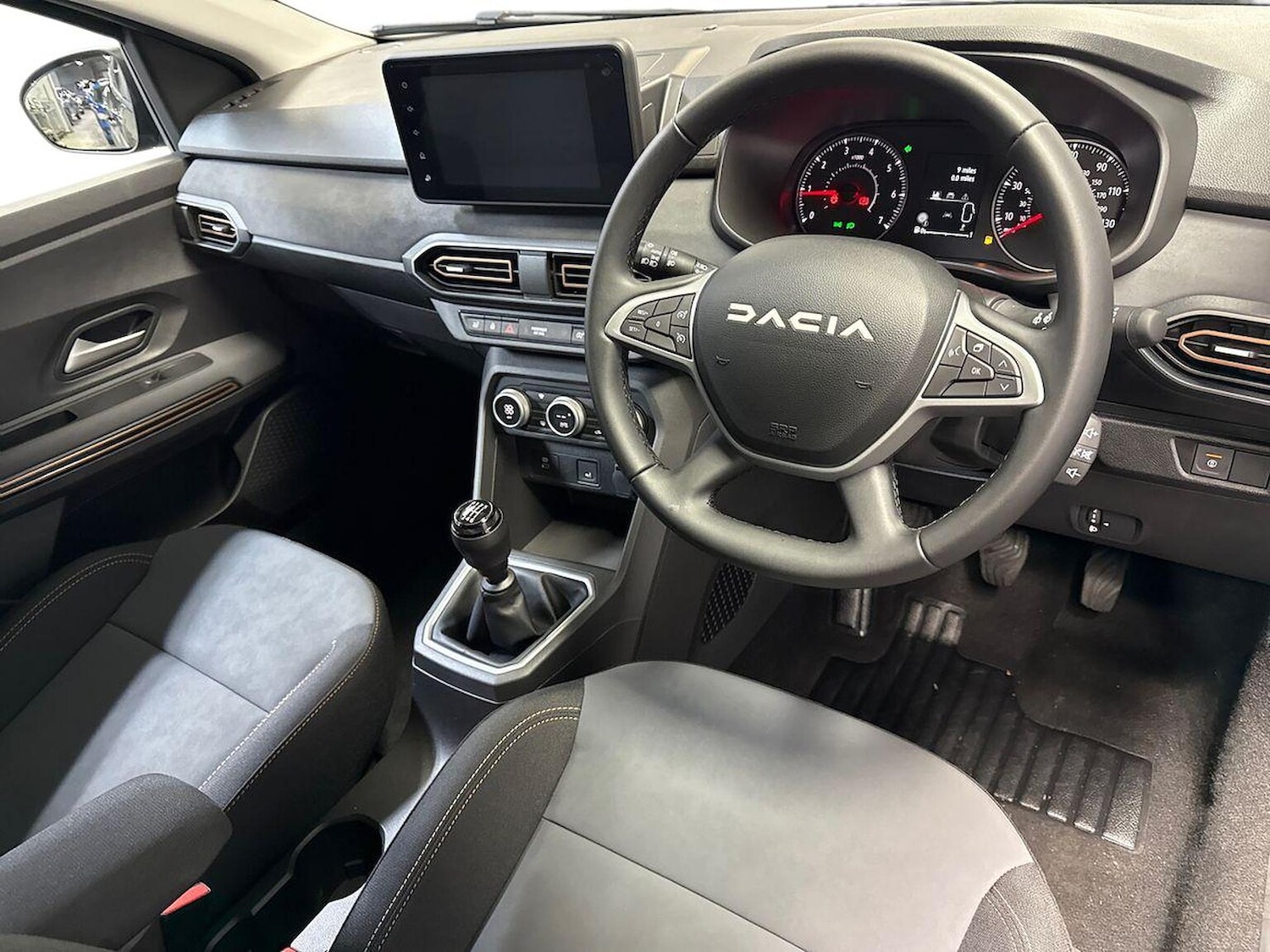 Used Dacia Sandero Stepway 2025 for sale - 76799320: Photo 8