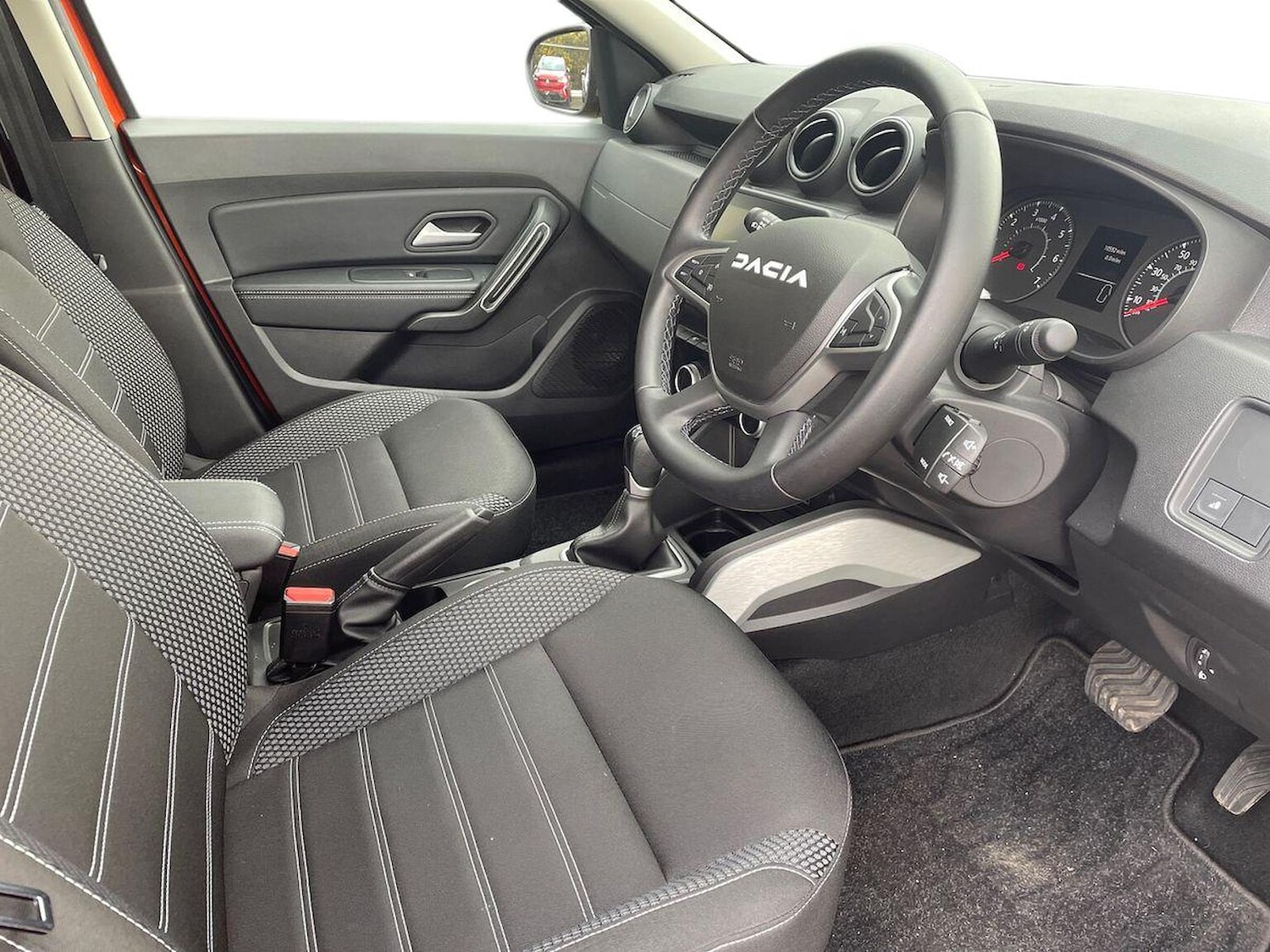 Used Dacia Duster 2024 for sale - 78176524: Photo 15