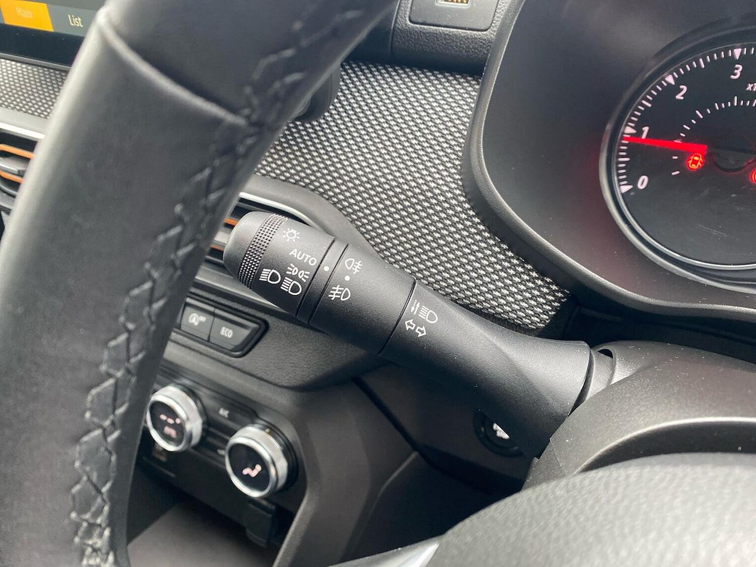 Used Dacia Sandero Stepway 2022 for sale - 78191674: Photo 28