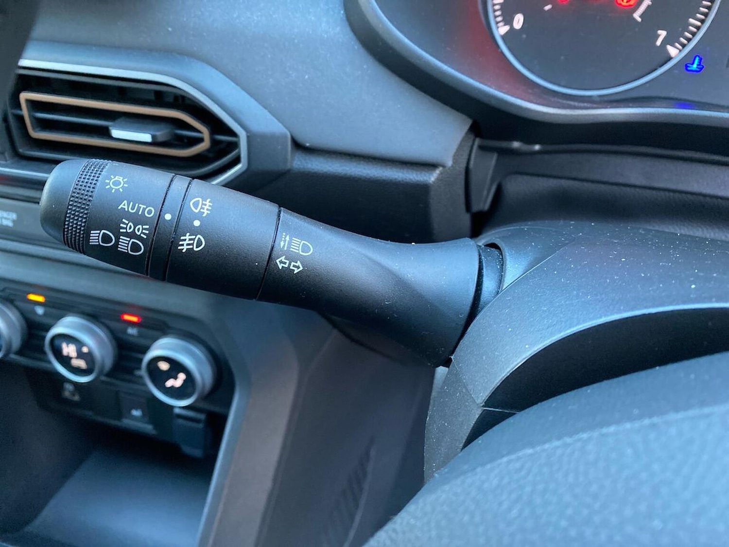 Used Dacia Sandero Stepway 2023 for sale - 77488495: Photo 27