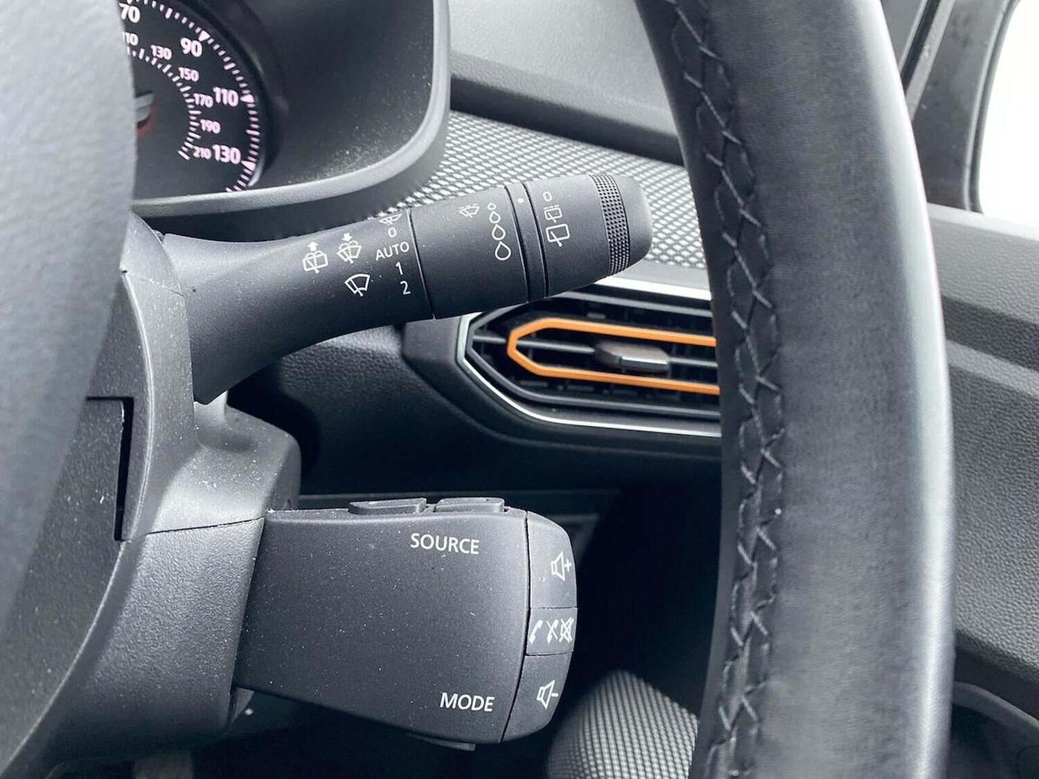 Used Dacia Sandero Stepway 2022 for sale - 76357879: Photo 26