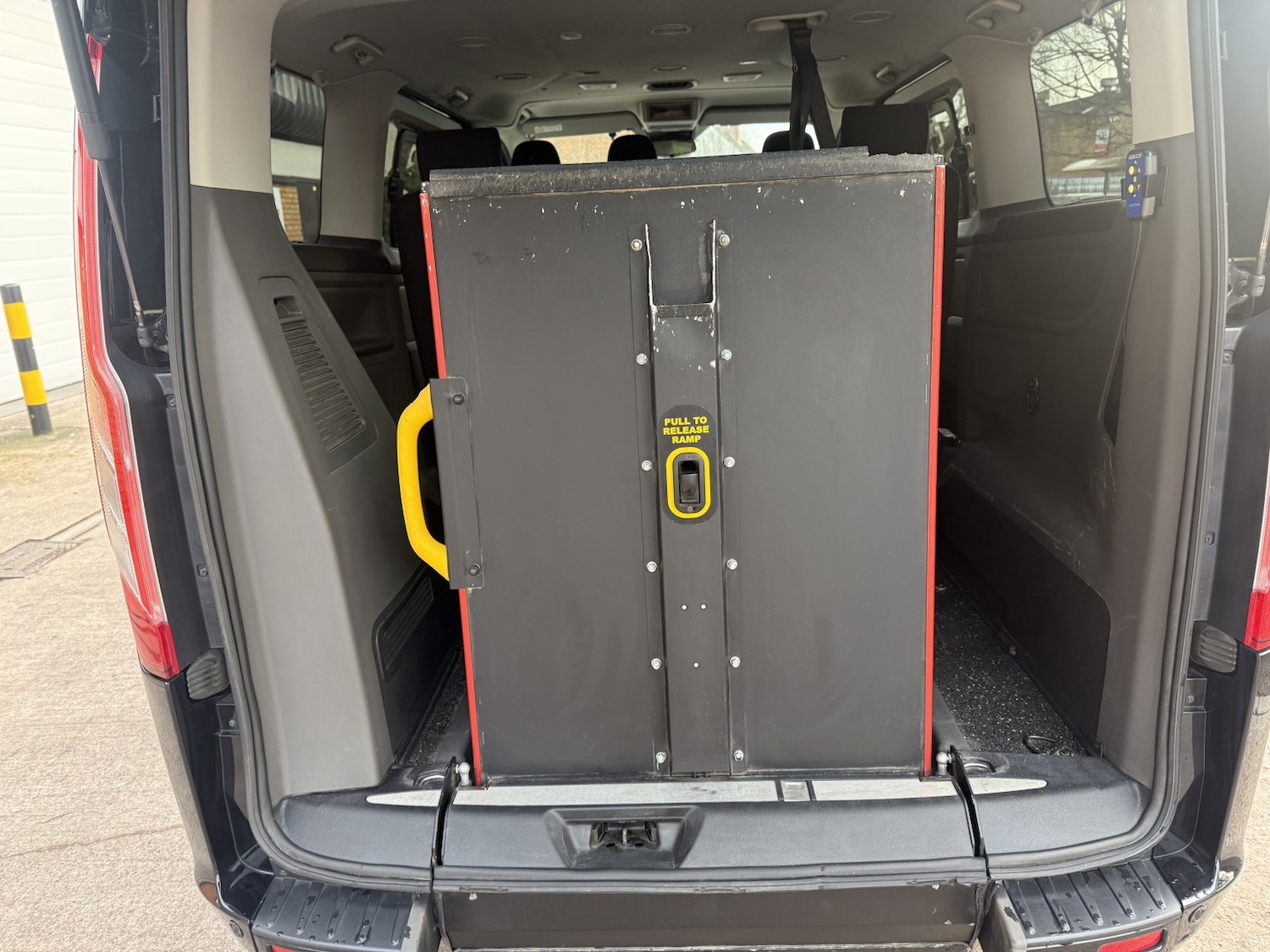 Used Ford Tourneo Custom 2018 for sale - 77207185: Photo 11