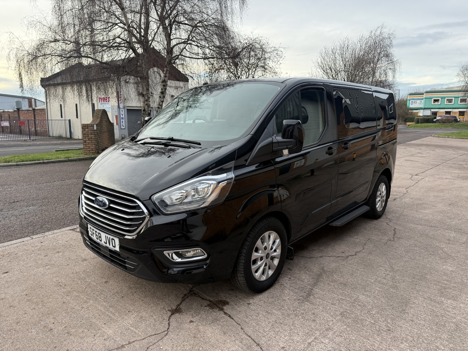 Used Ford Tourneo Custom 2018 for sale - 77207185: Photo 2