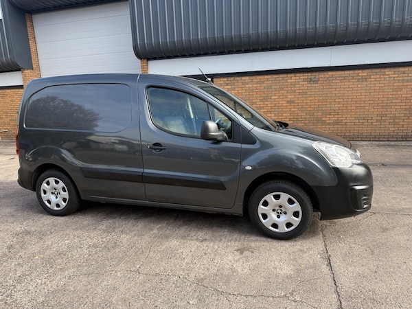 Used Peugeot Partner 2017 for sale - 76198254: Photo 20