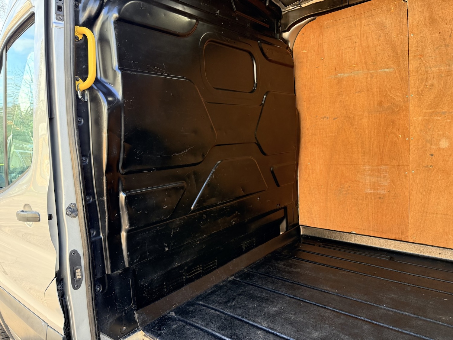 Used Ford Transit 2018 for sale - 77357374: Photo 11