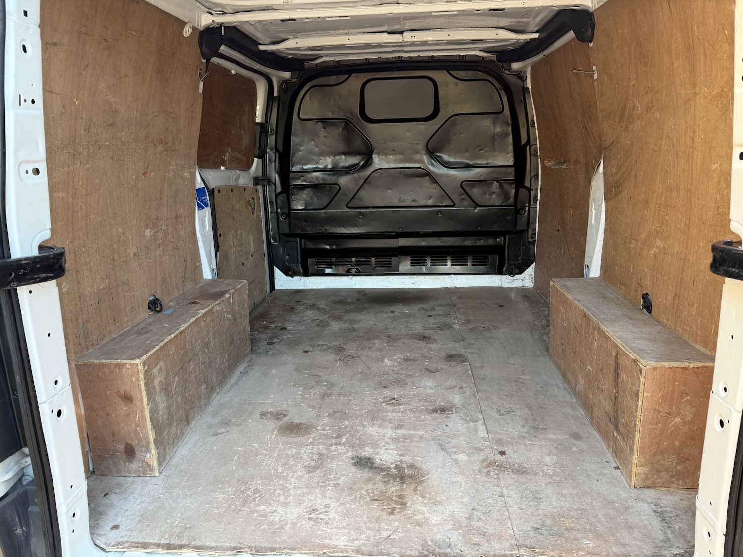 Used Ford Transit Custom 2017 for sale - 76951095: Photo 10