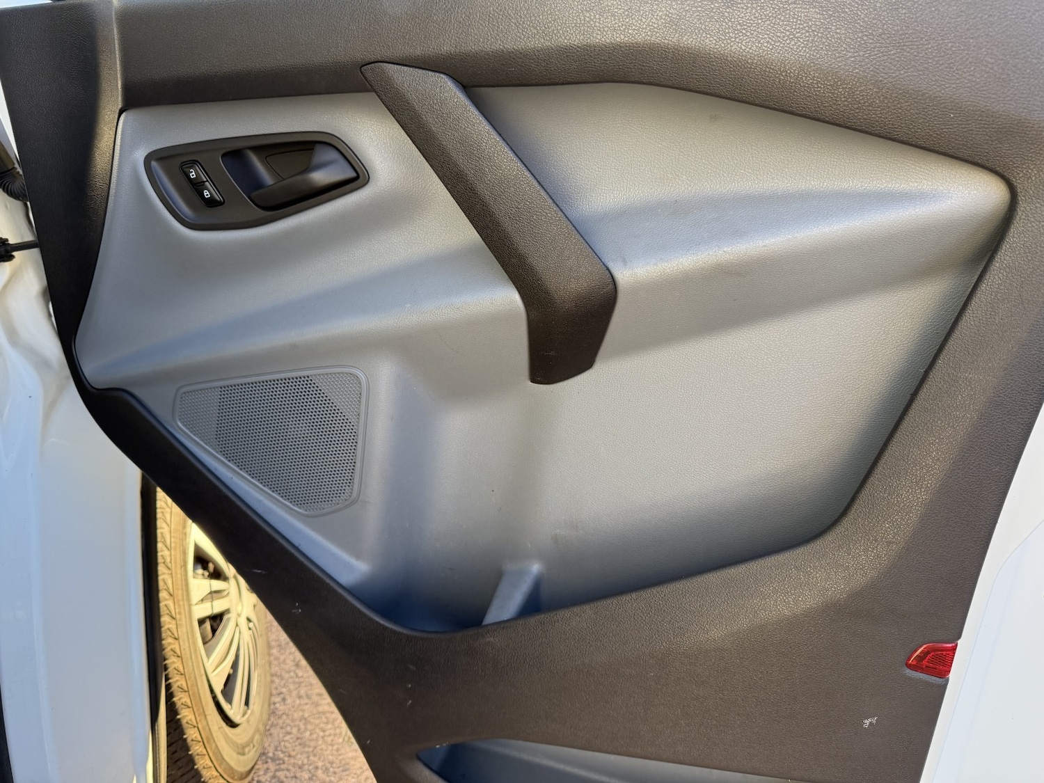 Used Ford Transit Custom 2017 for sale - 76951095: Photo 19