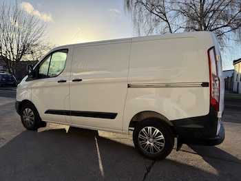 Used Ford Transit Custom 2017 for sale - 76951095: Photo